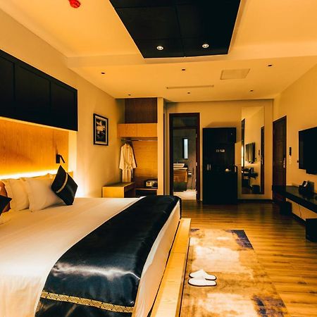 Blackwood Boutique Hotel And Apartments Darüsselam Dış mekan fotoğraf